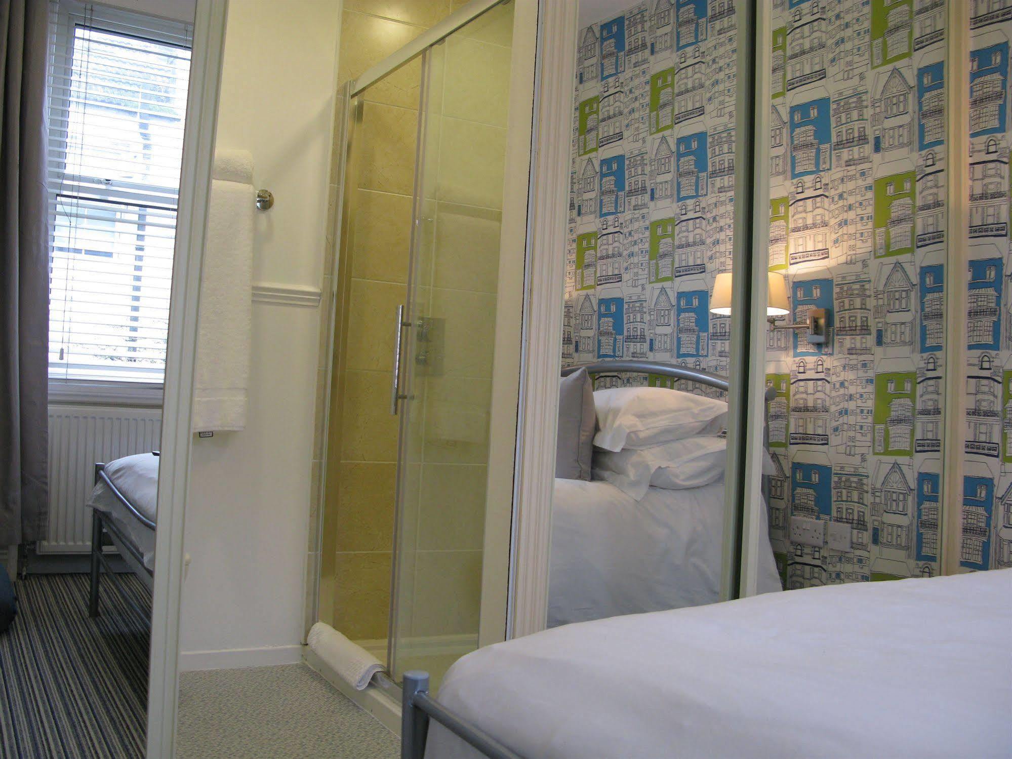 Oyo Lifestyle Hotel Sea Breeze Brighton Luaran gambar