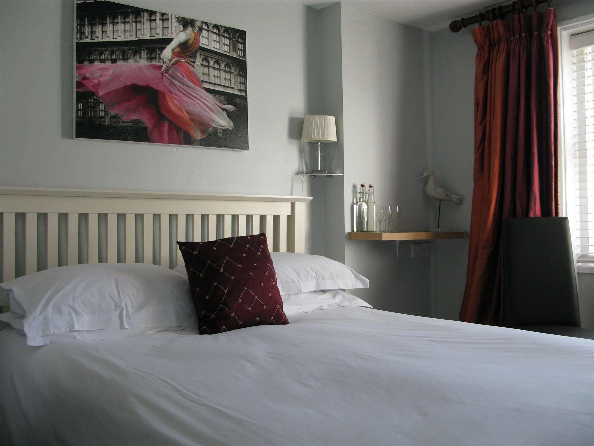 Oyo Lifestyle Hotel Sea Breeze Brighton Luaran gambar