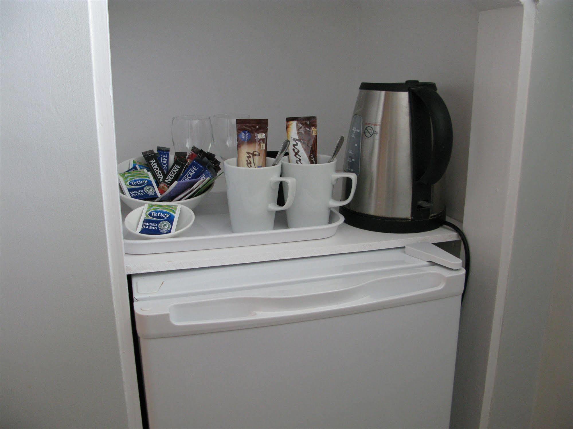 Oyo Lifestyle Hotel Sea Breeze Brighton Luaran gambar