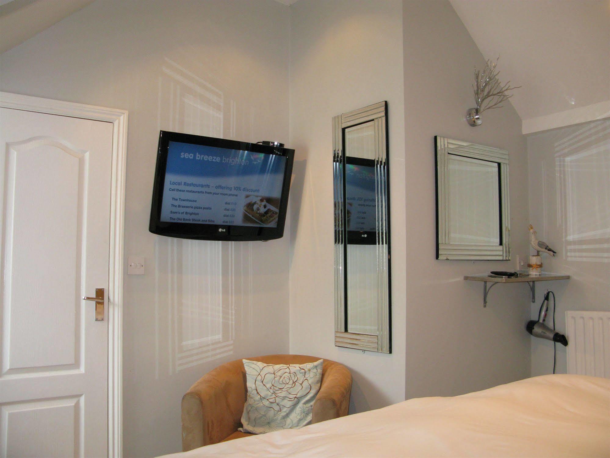 Oyo Lifestyle Hotel Sea Breeze Brighton Luaran gambar