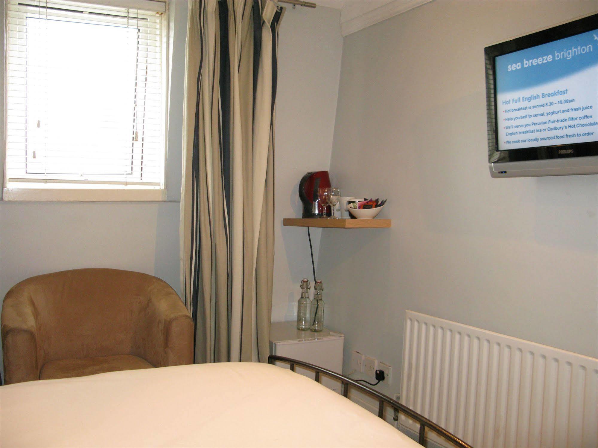 Oyo Lifestyle Hotel Sea Breeze Brighton Luaran gambar