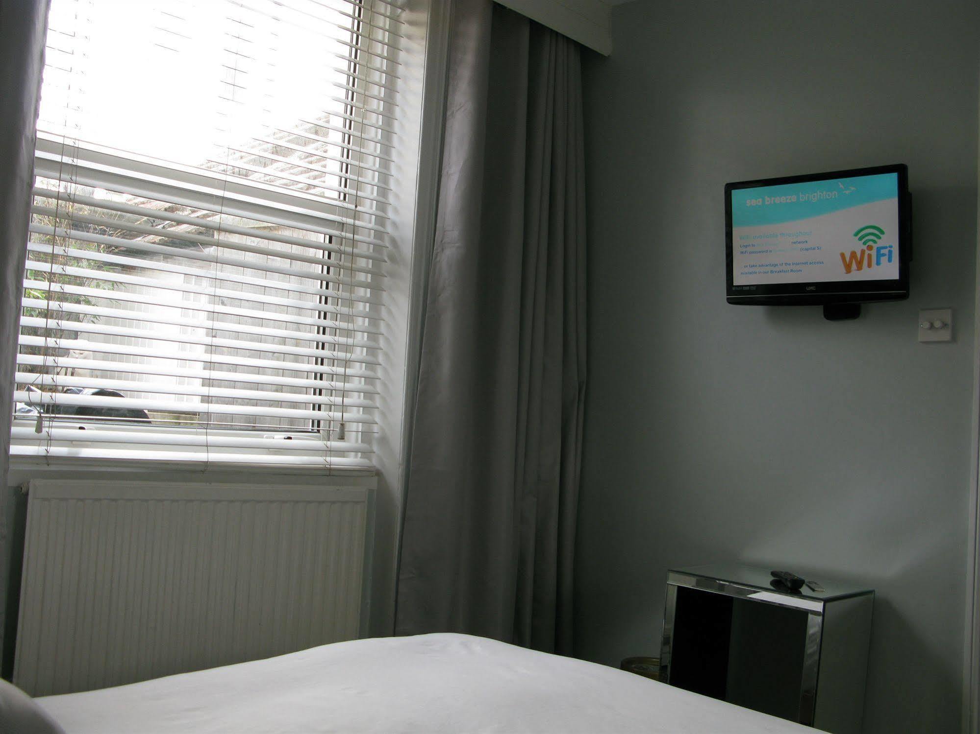 Oyo Lifestyle Hotel Sea Breeze Brighton Luaran gambar