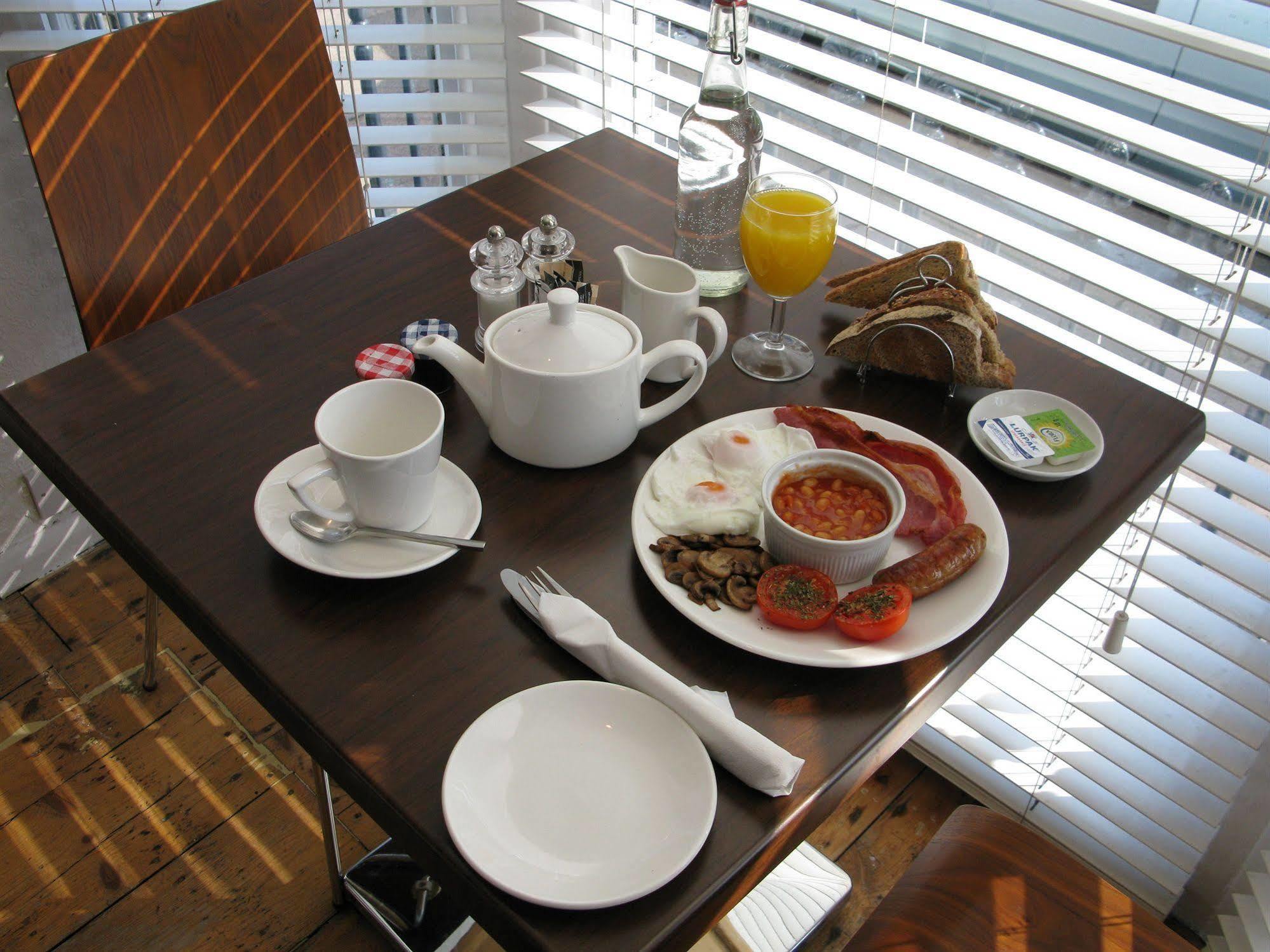Oyo Lifestyle Hotel Sea Breeze Brighton Luaran gambar